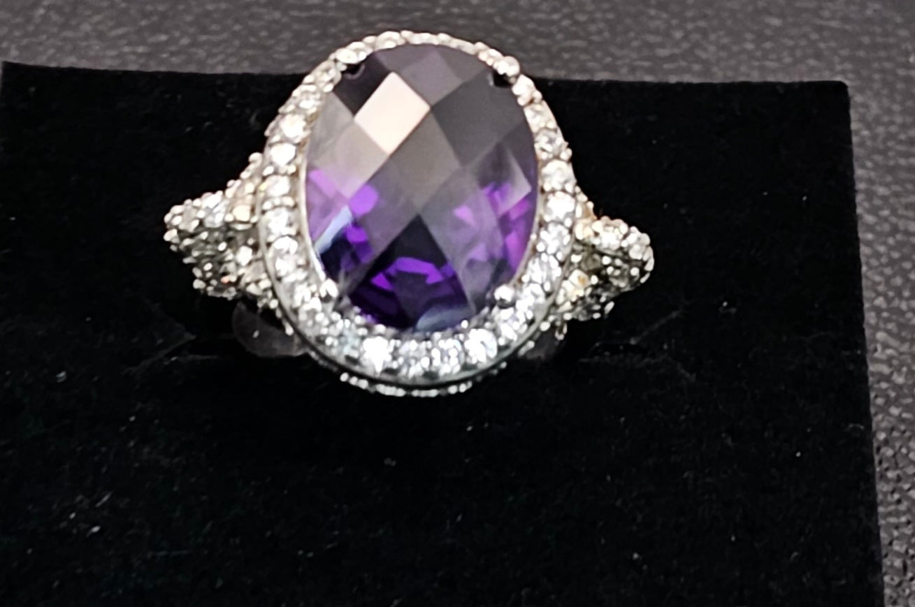 Amethyst silver ring