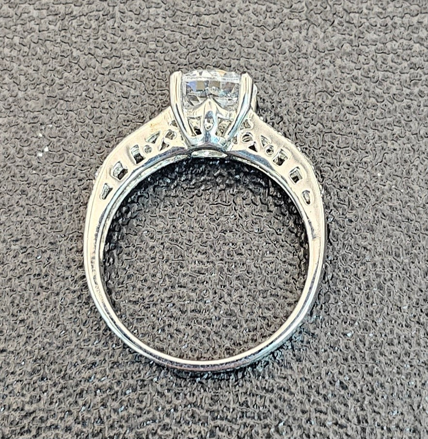 Silver cubic zirconia ring