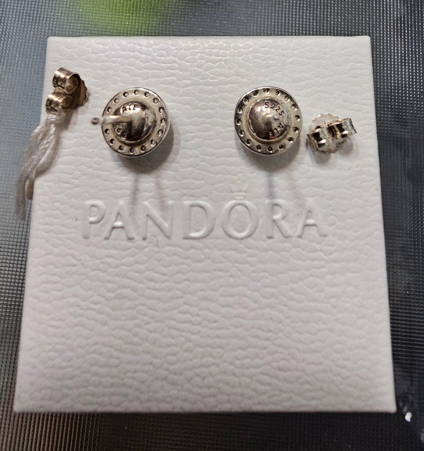 Pandora stud earring