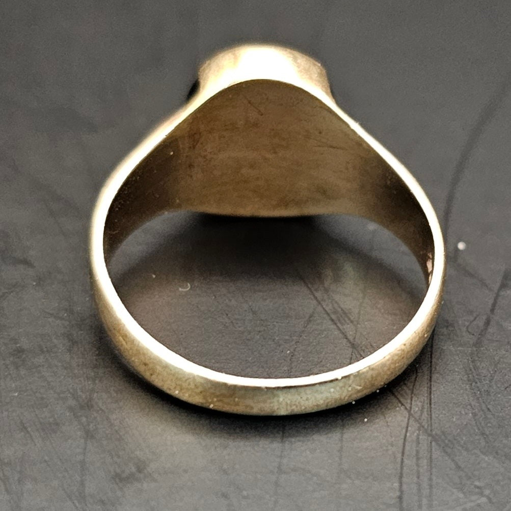 9 ct yellow gold ring