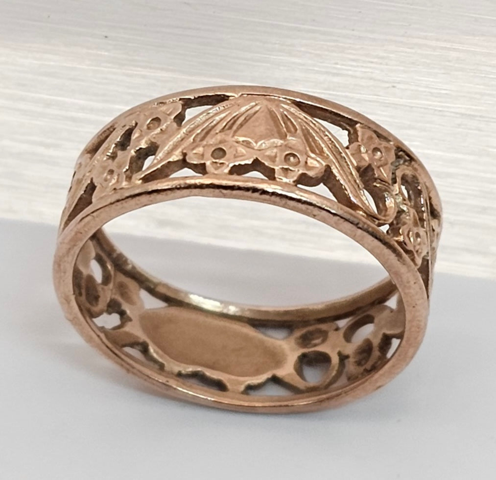 Rose gold vintage ring