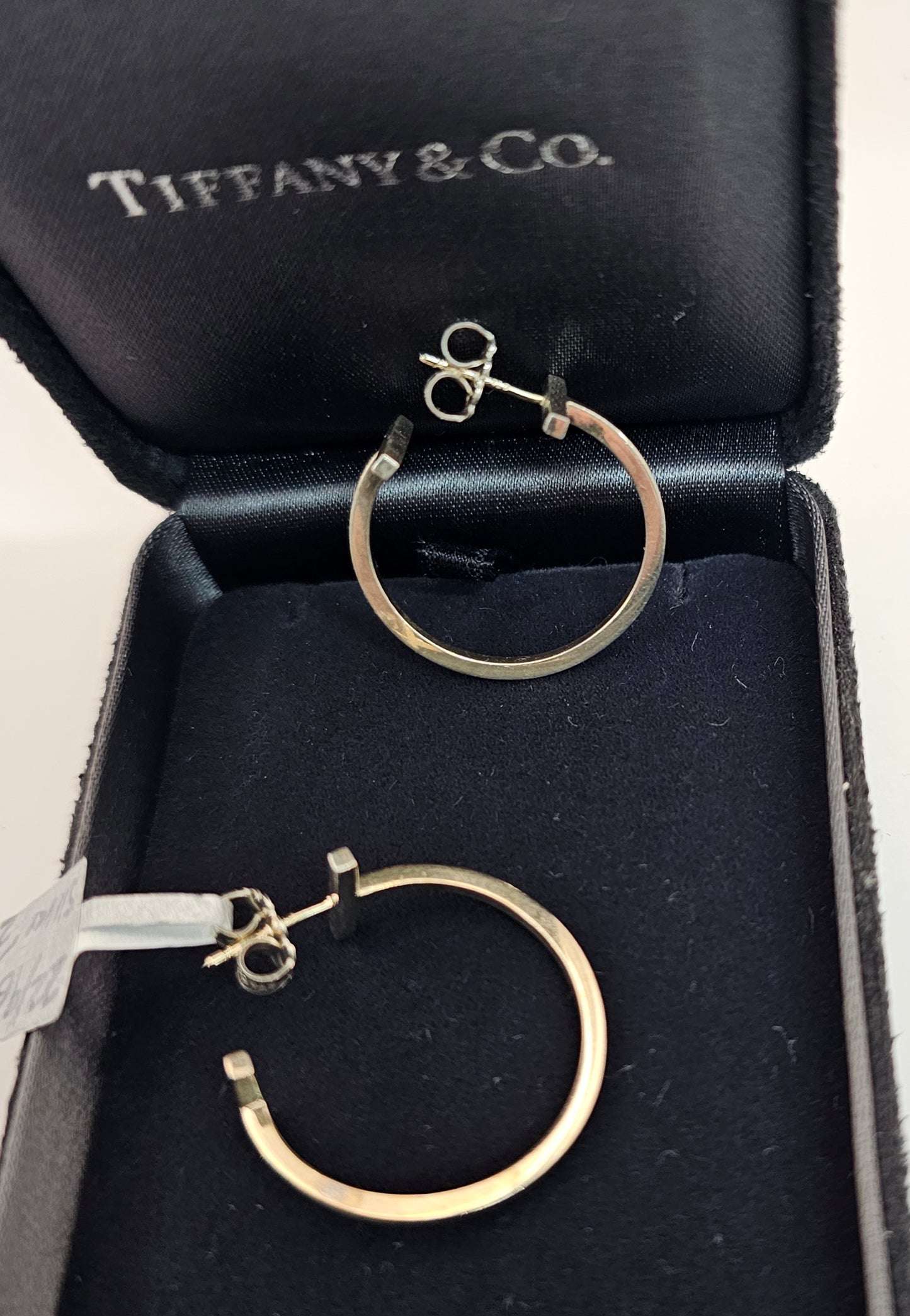 Tiffany &co T wire hoop earrings medium retired