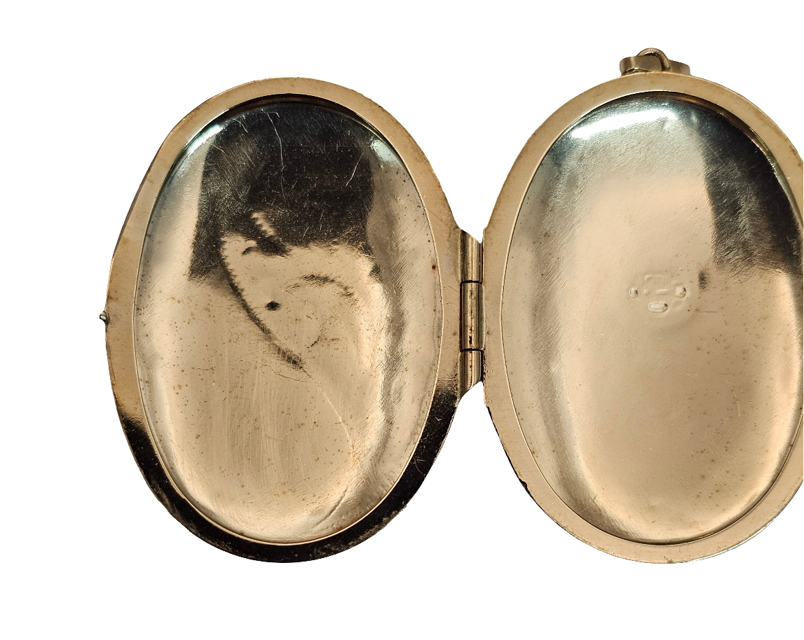 9ct antique photo locket