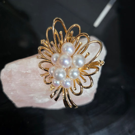 14ct yellow gold pearl brooch