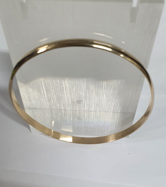 New Solid 9ct  yellow gold bangle