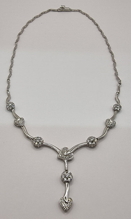 White gold 9ct necklace
