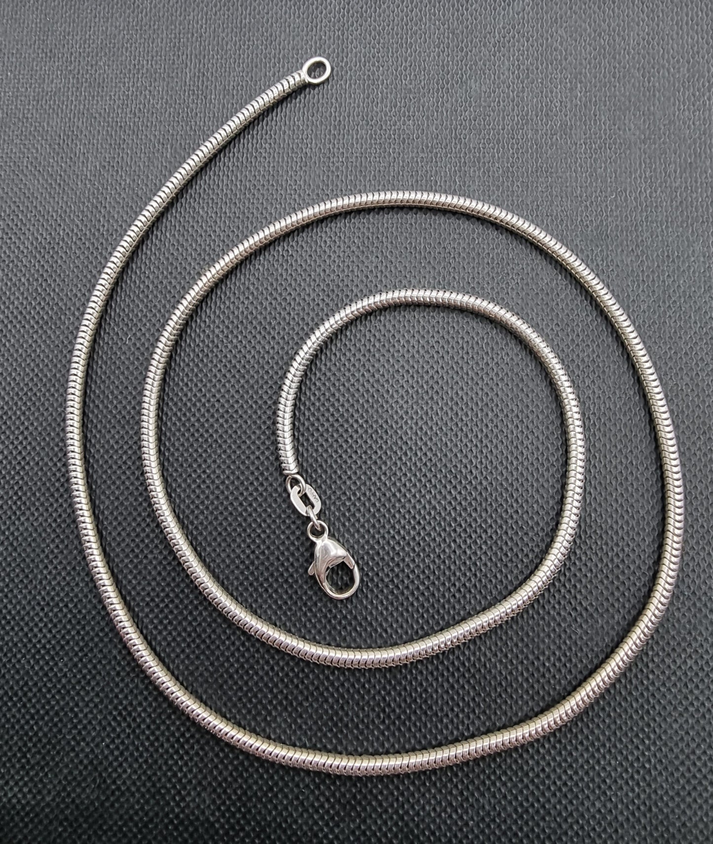 18Ct white gold Snack Chain