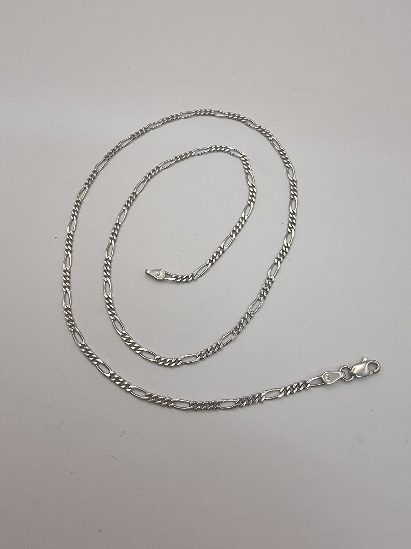 18ct white gold chain