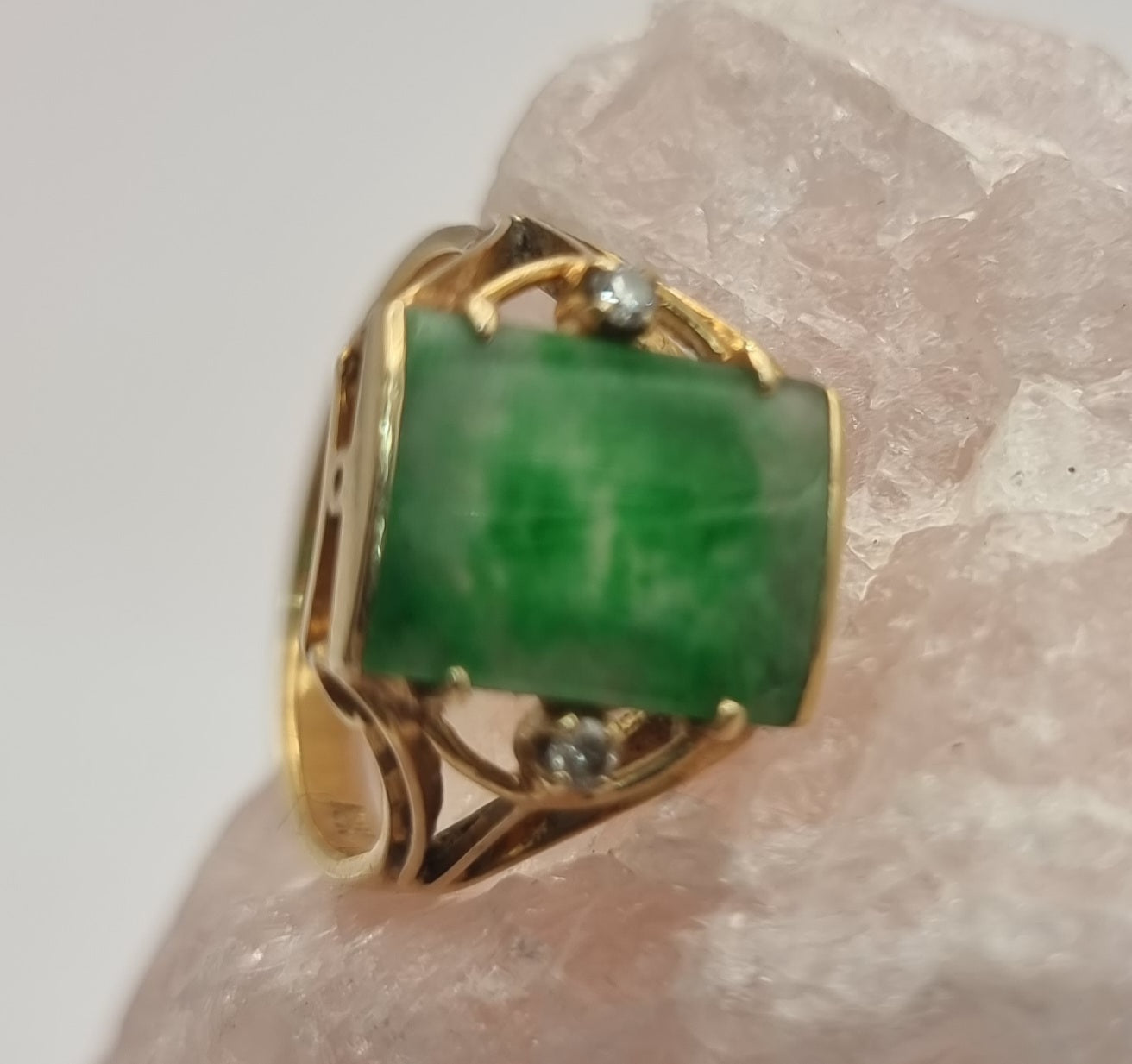 18kt yellow gold vintage ring