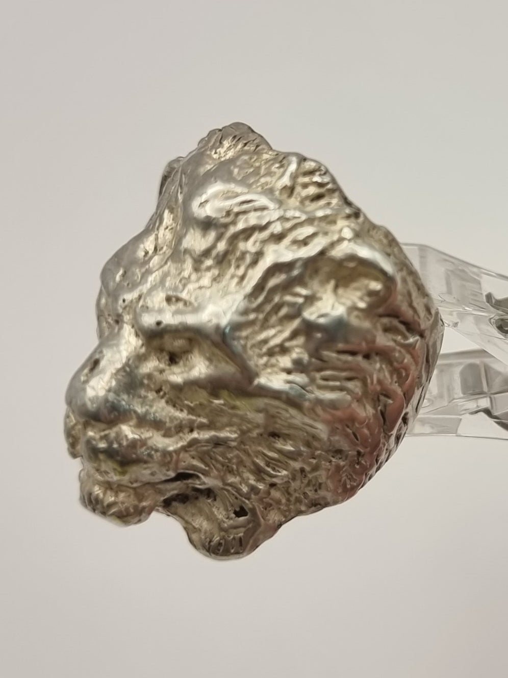 Solid silver lion head  ring