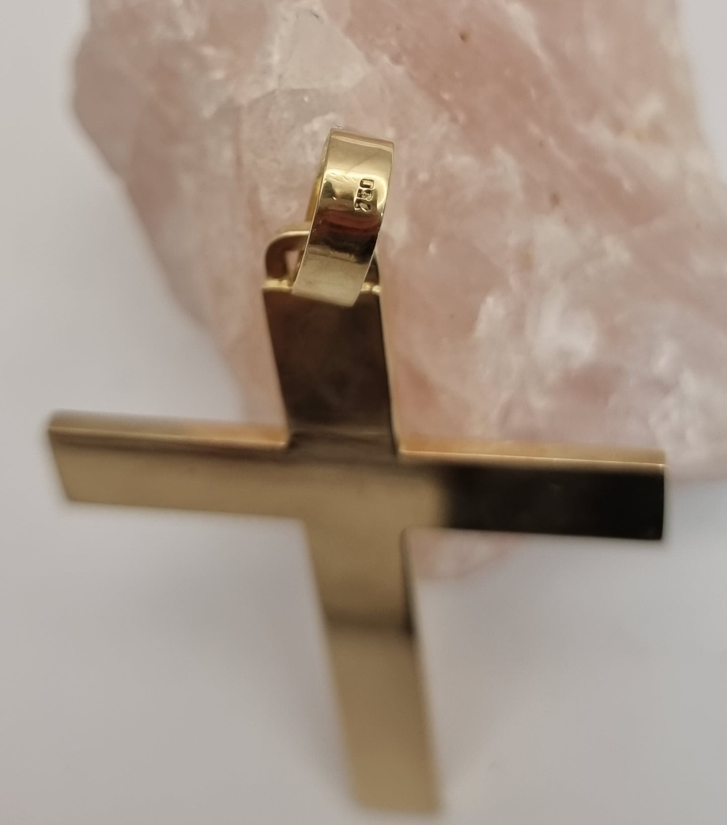 18ct solid gold cross