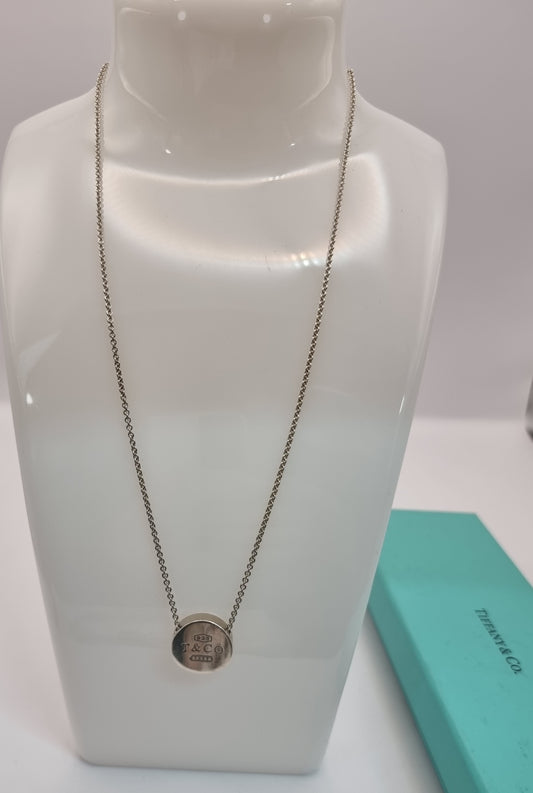 Tiffany&co concave pendant necklace
