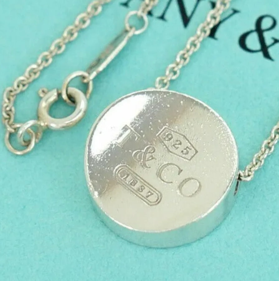 Tiffany&co concave pendant necklace