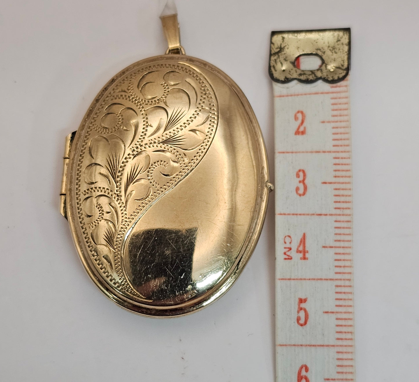 9ct antique photo locket